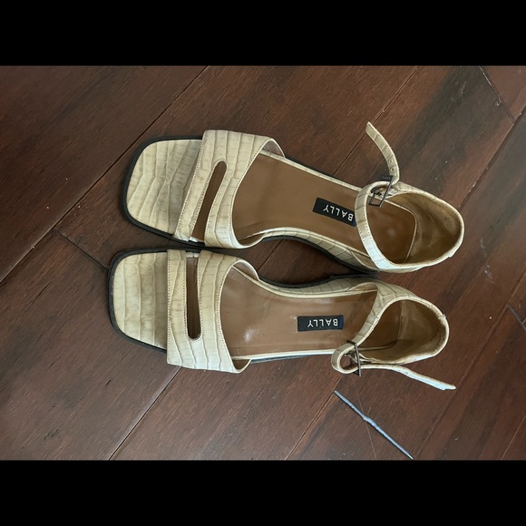 Bally Shoes Bally Cream Color Sandals 5 2 Poshmark